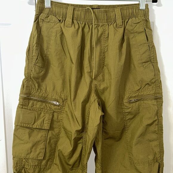 Standard Cloth Green Pants(Size Small) - Picture 7 of 13